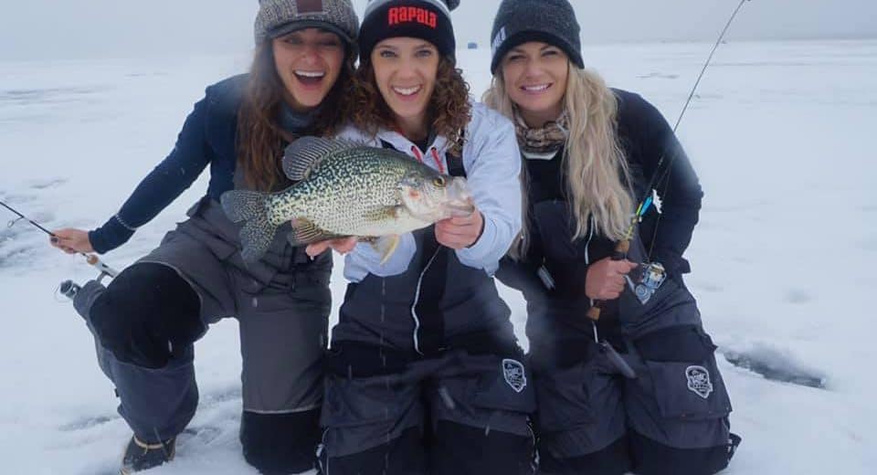 https://coldnationoutdoors.com/wp-content/uploads/2021/02/Female-Anglers-on-the-Ice-960x520-1.jpg